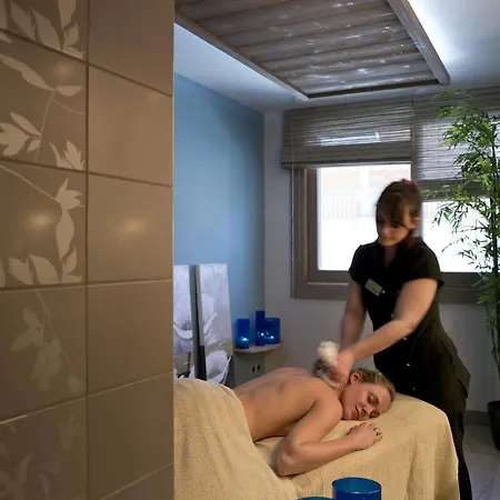 Appart hôtel Cgh Résidences&spas Le Des Dolines 4*